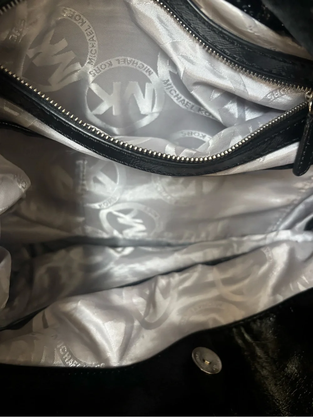 Michael Kors Black Patent Leather Shoulder Satchel . Like new no flaws
